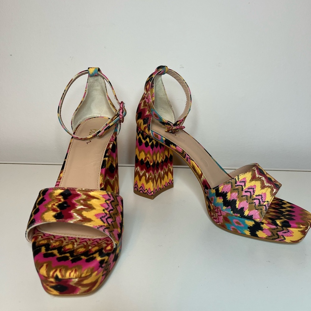 BRAND NEW Boden Ikat Platform Heels